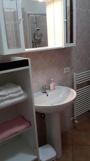 Casa Di Cristina Apartment Fiumicino Luaran gambar
